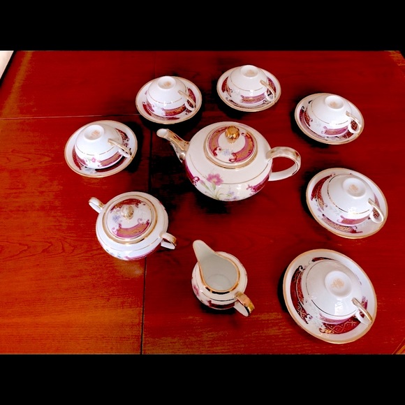 Vintage Gold Plated Fine Porcelain Tea / coffee cups saucers & serving set 17 Pc - Picture 9 of 16